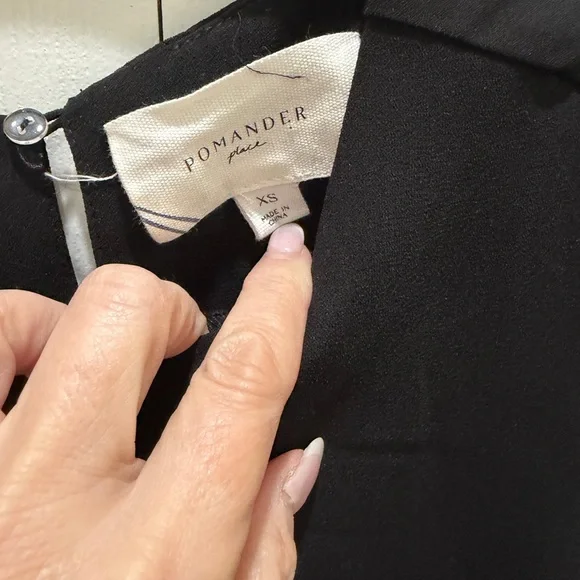 Pomander Place Carlota Peplum Blouse from Tuckernuck XS - Picture 8 of 9